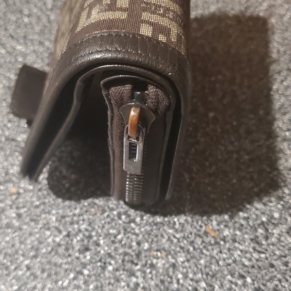 Fendi Monogram Compact Zippy Wallet - Picture 7 of 12